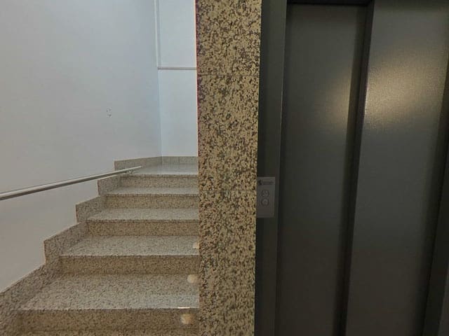 2 bedroom Flat for sale in Palma de Mallorca - € 290,000 (Ref: 9700124)