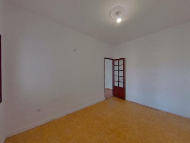 4 bedroom Flat for sale in Palma de Mallorca - € 320,000 (Ref: 9700125)