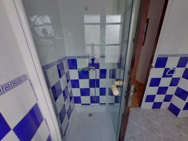 4 bedroom Flat for sale in Palma de Mallorca - € 320,000 (Ref: 9700125)