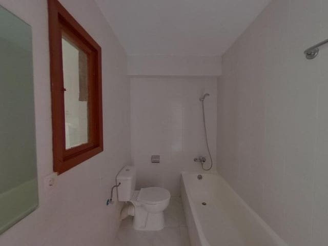 3 bedroom Flat for sale in Palma de Mallorca - € 285,000 (Ref: 9700126)