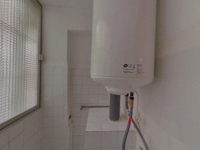 3 bedroom Flat for sale in Palma de Mallorca - € 285,000 (Ref: 9700126)