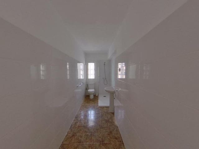 3 slaapkamer Flat te koop in Palma de Mallorca - € 240.000 (Ref: 9700127)