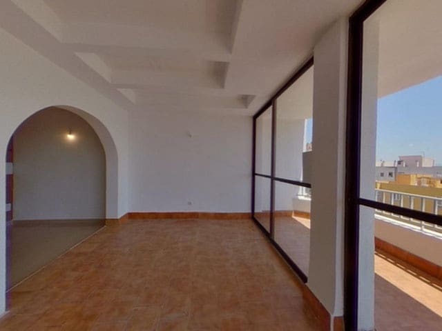 Piso de 3 habitaciones en Palma de Mallorca en venta - 345.000 € (Ref: 9705132)