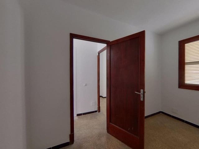 3 slaapkamer Flat te koop in Palma de Mallorca - € 310.000 (Ref: 9705133)