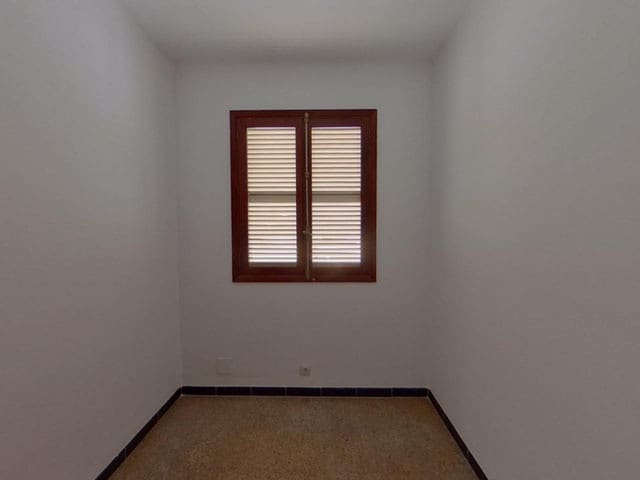 3 slaapkamer Flat te koop in Palma de Mallorca - € 310.000 (Ref: 9705133)