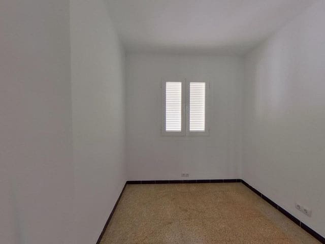 3 slaapkamer Flat te koop in Palma de Mallorca - € 310.000 (Ref: 9705133)