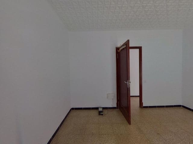 3 slaapkamer Flat te koop in Palma de Mallorca - € 310.000 (Ref: 9705133)