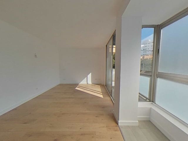 2 slaapkamer Flat te koop in Palma de Mallorca - € 253.000 (Ref: 9705134)