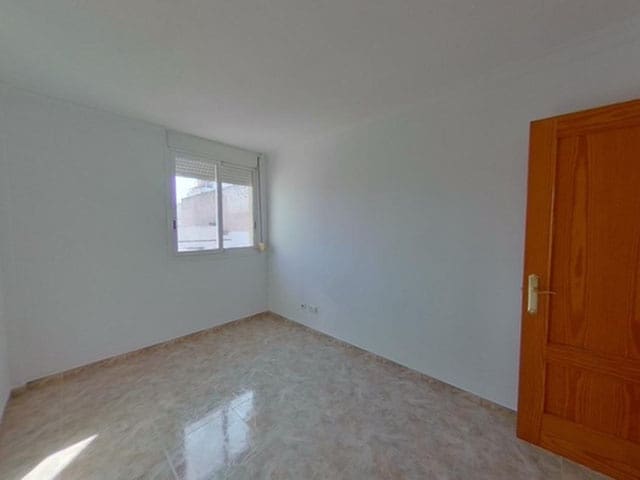 2 bedroom Flat for sale in Palma de Mallorca - € 247,300 (Ref: 9747340)