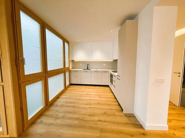 2 Zimmer Wohnung zu vermieten in Palma de Mallorca - 2.100 € (Ref: 9772630)