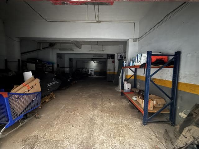 Local Commercial à louer à Palma de Mallorca - 1 960 € (Ref: 9816205)