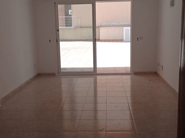 2 bedroom Flat for rent in Puerto de Alcudia with garage - € 1,011 (Ref: 9938592)