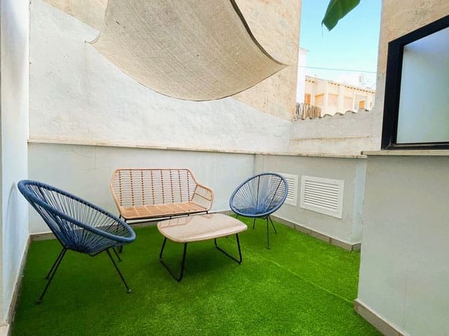 3 bedroom Flat for rent in Palma de Mallorca with garage - € 1,900 (Ref: 9973847)