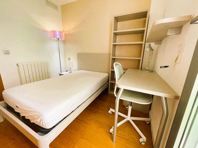 3 sypialnia Mieszkanie do wynajęcia w Palma de Mallorca z garażem - 1 900 € (Ref: 9973847)