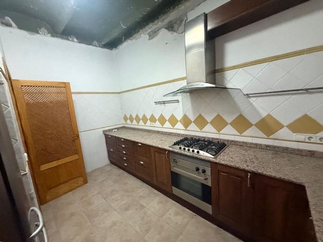 2 bedroom Flat for sale in Palma de Mallorca - € 339,000 (Ref: 9977813)