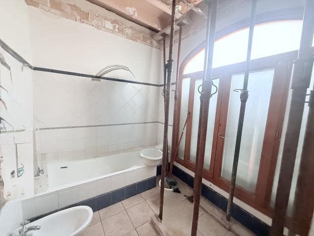 2 bedroom Flat for sale in Palma de Mallorca - € 339,000 (Ref: 9977813)