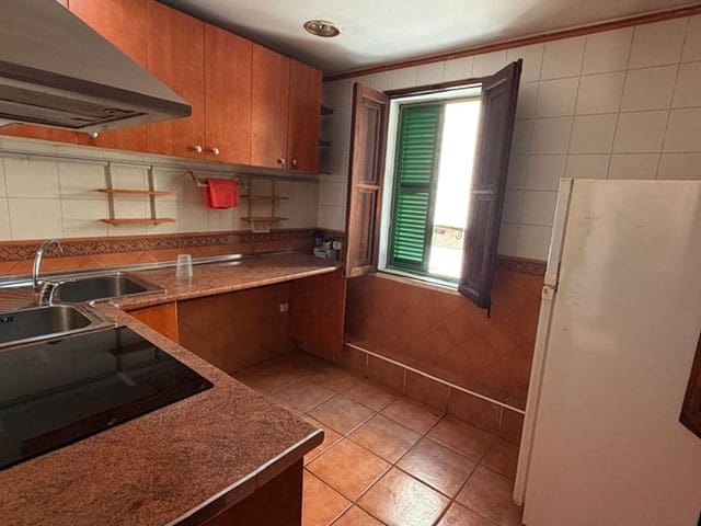 Appartement de 1 chambre à louer à Palma de Mallorca avec garage - 807 € (Ref: 9989386)