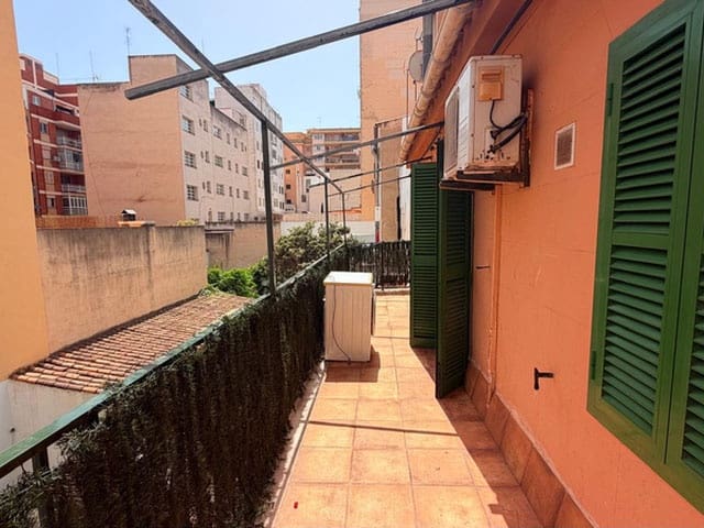 1 makuuhuone Asunto vuokrattavana paikassa Palma de Mallorca mukana 
autotalli - 807 € (Ref: 9989386)
