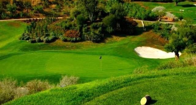 4 bedroom Villa for sale in Estepona with pool garage - € 2,190,000 (Ref: 10013432)