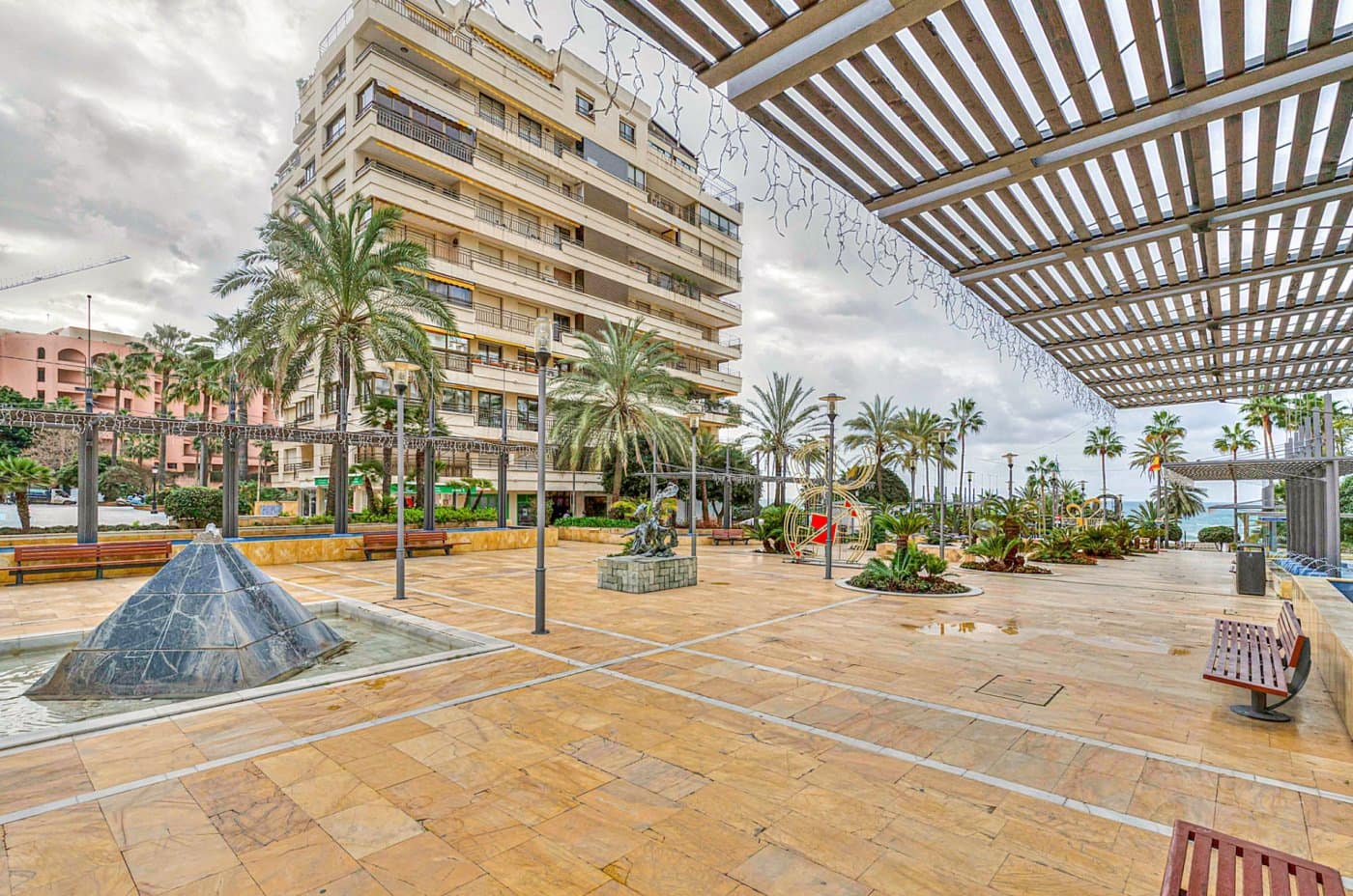 2 sovrum Lägenhet att hyra i Marbella - 2 750 € (Ref: 10030666)