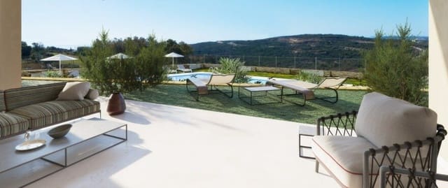 2 makuuhuone Huoneisto myytävänä paikassa Estepona Golf, Estepona mukana uima-altaan 
autotalli - 370 000 € (Ref: 10076519)