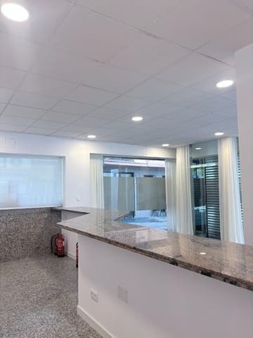 Kaupallinen myytävänä paikassa Marbella - 515 000 € (Ref: 10081364)