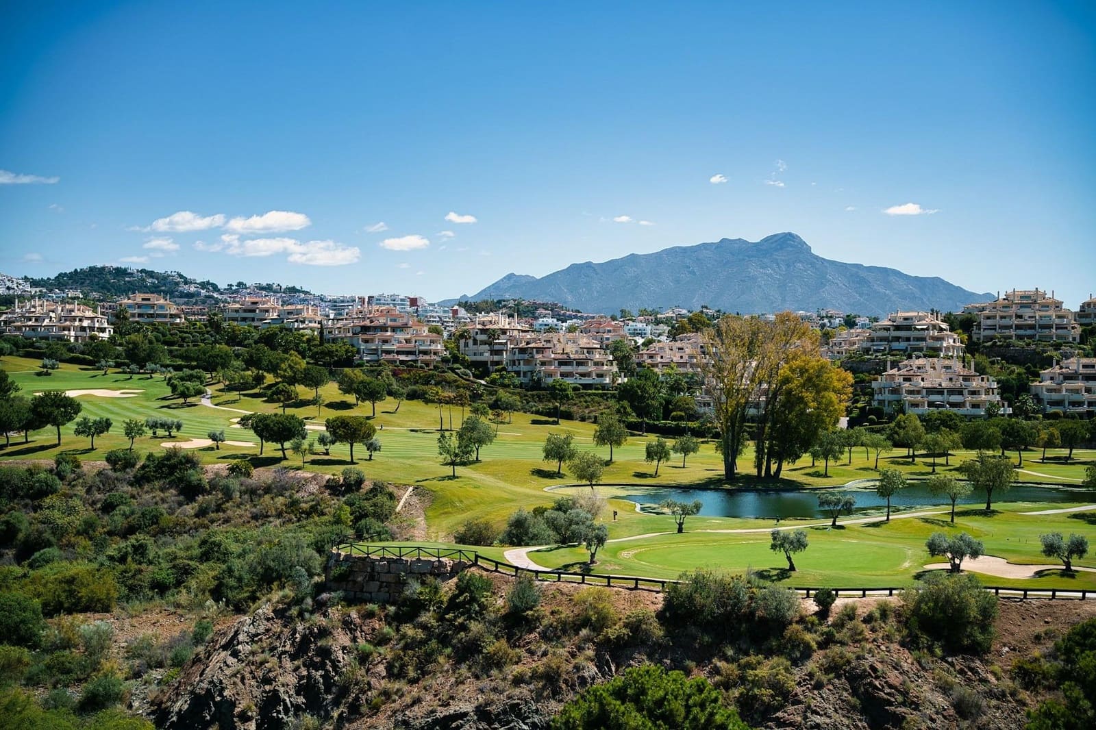 3 chambre Appartement à vendre à Las Lagunas de Mijas avec piscine garage - 385 000 € (Ref: 10187210)