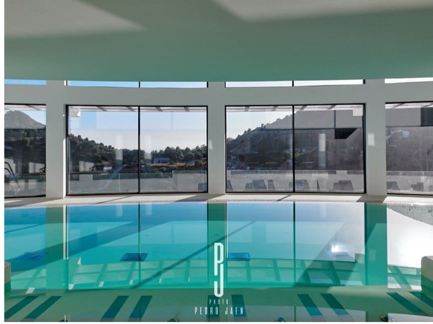 2 bedroom Apartment for sale in Marbella with pool garage - € 800,000 (Ref: 8275303)