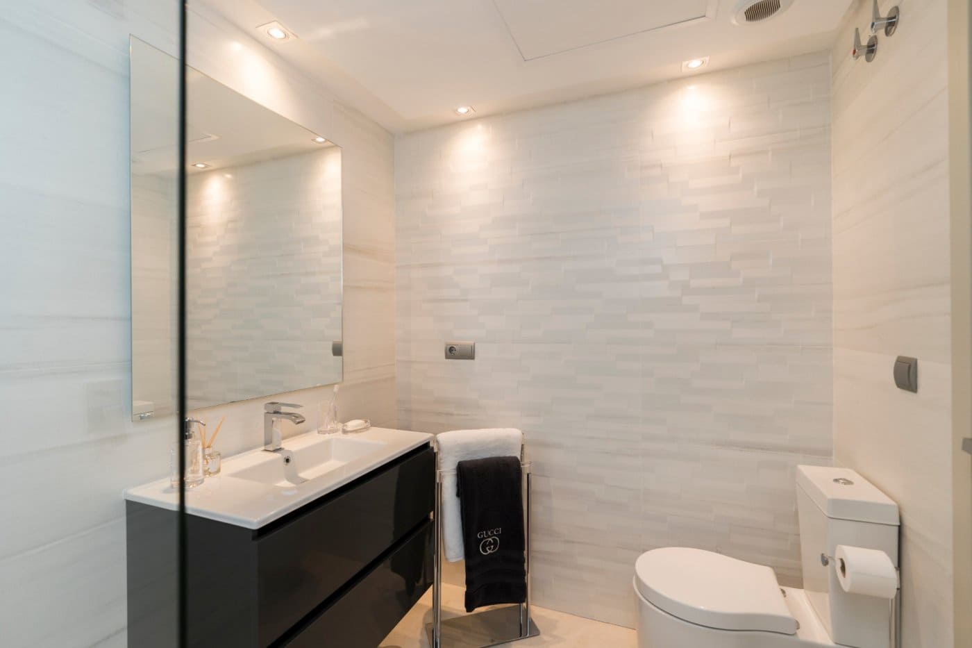 3 bedroom Apartment for sale in La Cala de Mijas with pool garage - € 535,000 (Ref: 8275304)