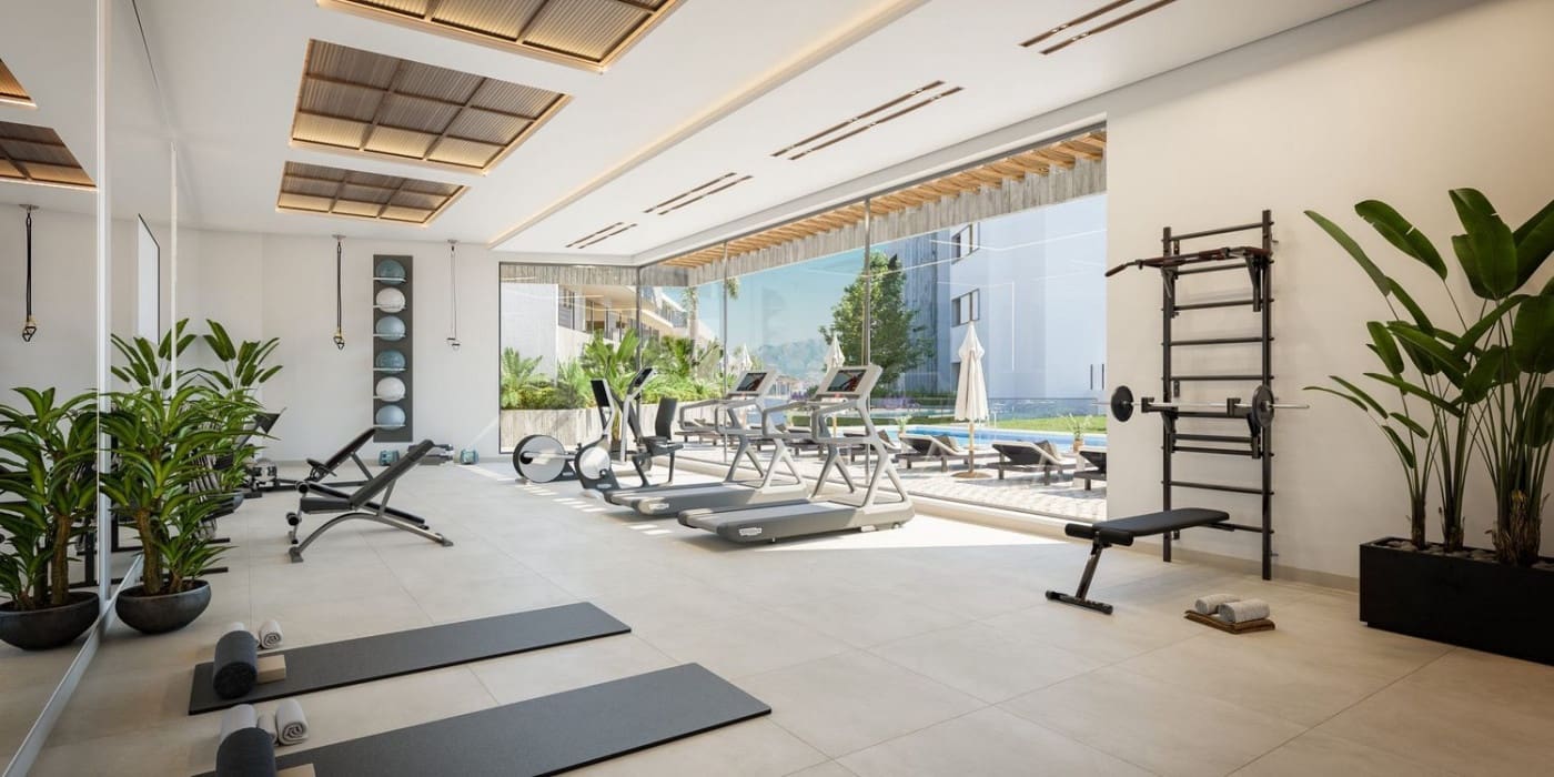 3 bedroom Flat for sale in Los Monteros with pool garage - € 735,000 (Ref: 8275316)