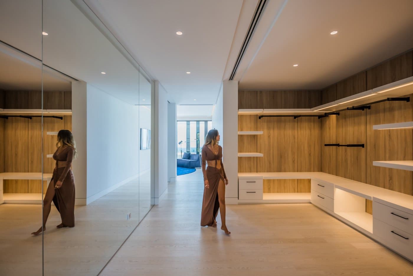 6 bedroom Villa for sale in Marbella with pool garage - € 4,750,000 (Ref: 8275319)