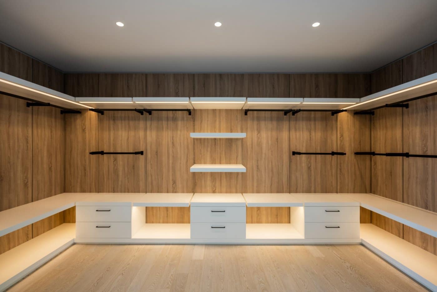 6 bedroom Villa for sale in Marbella with pool garage - € 4,750,000 (Ref: 8275319)