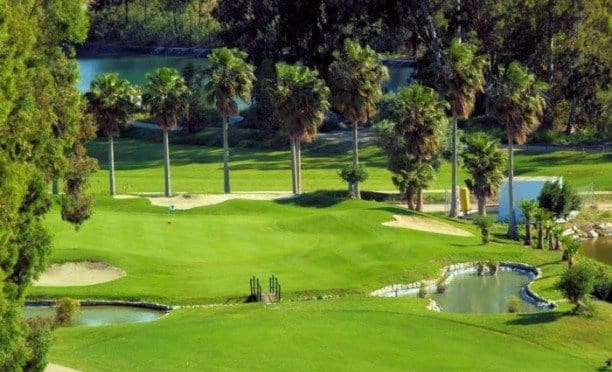 2 bedroom Flat for sale in Estepona with pool garage - € 272,000 (Ref: 8275330)