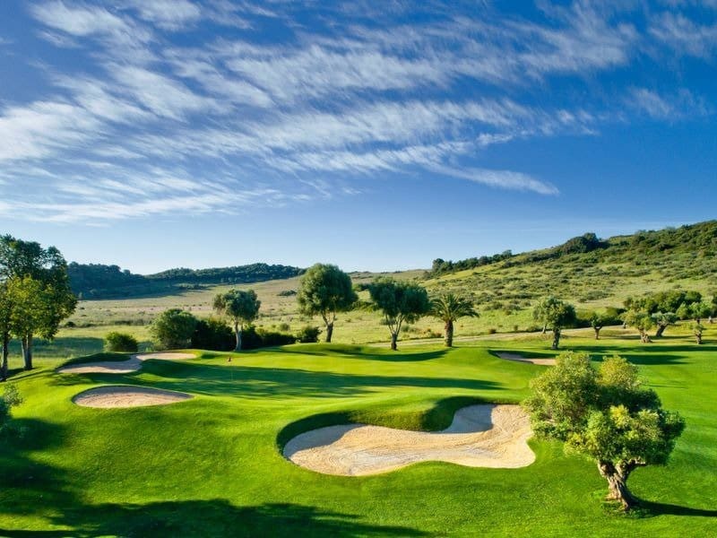 2 bedroom Flat for sale in Estepona with pool garage - € 272,000 (Ref: 8275330)