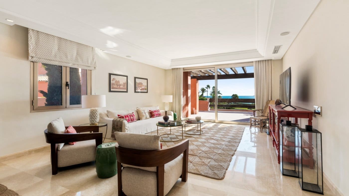 3 bedroom Apartment for sale in Marbella with pool garage - € 2,150,000 (Ref: 8275335)