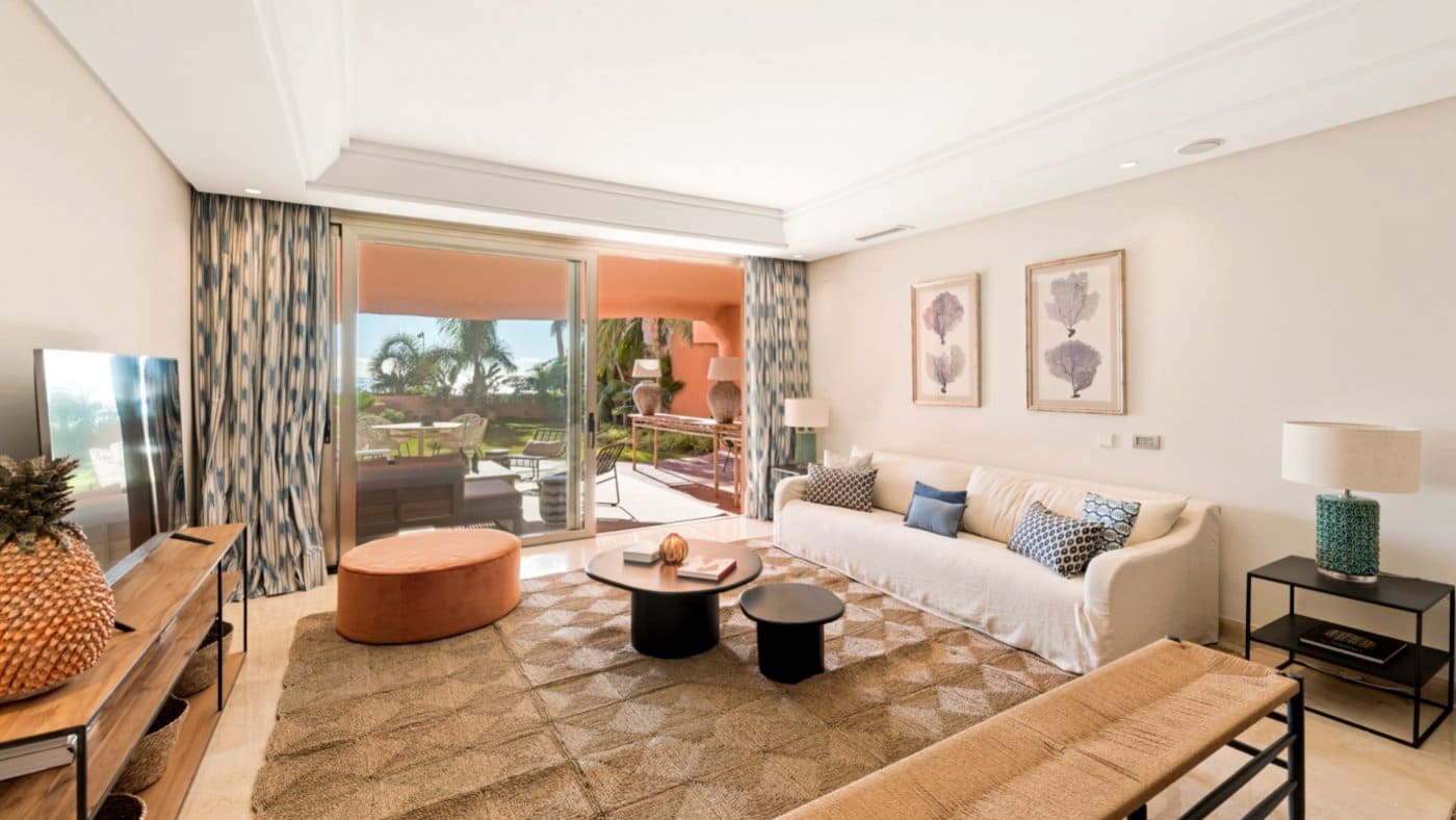 3 bedroom Apartment for sale in Marbella with pool garage - € 2,150,000 (Ref: 8275335)