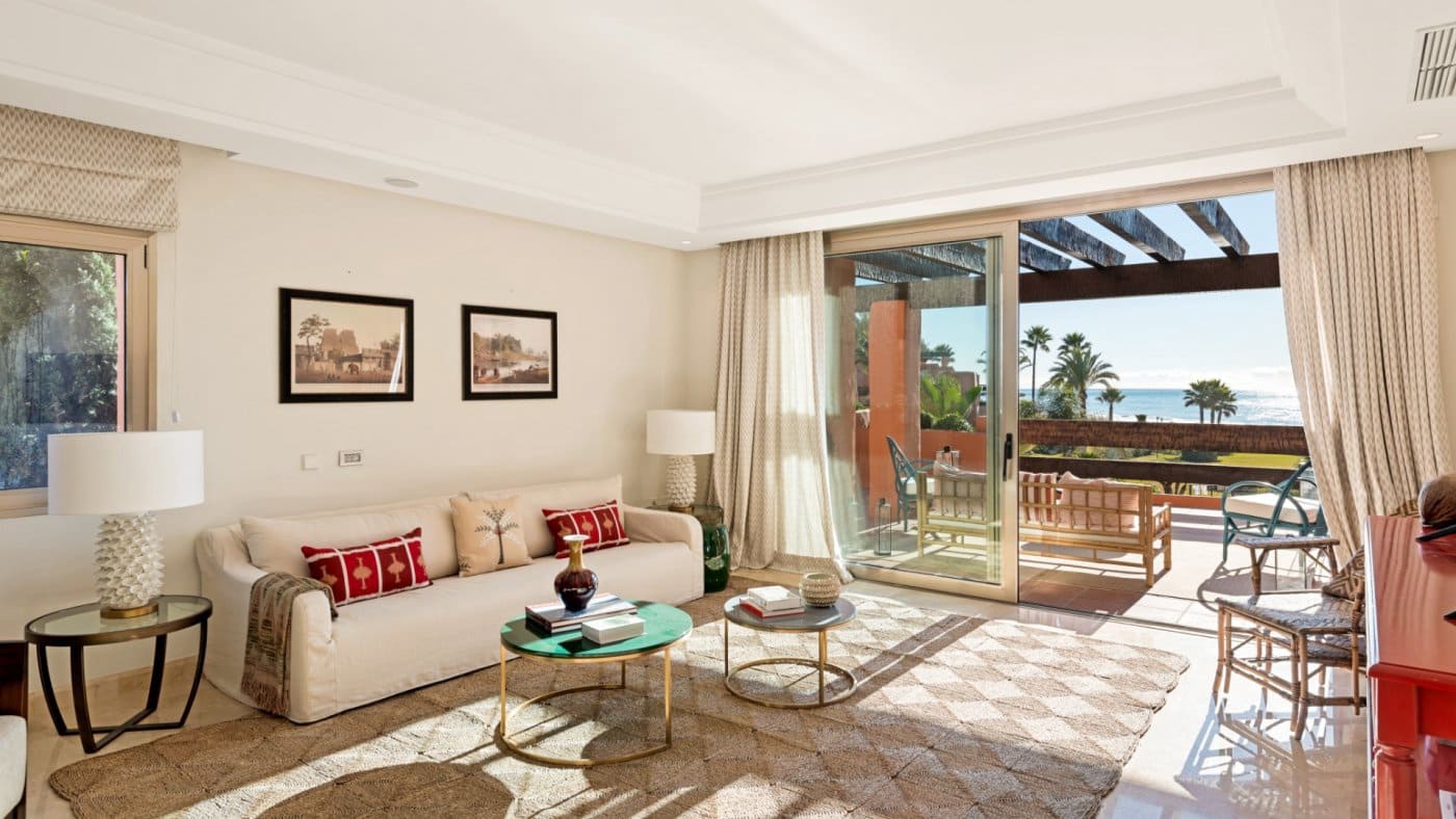 3 bedroom Apartment for sale in Marbella with pool garage - € 2,150,000 (Ref: 8275335)