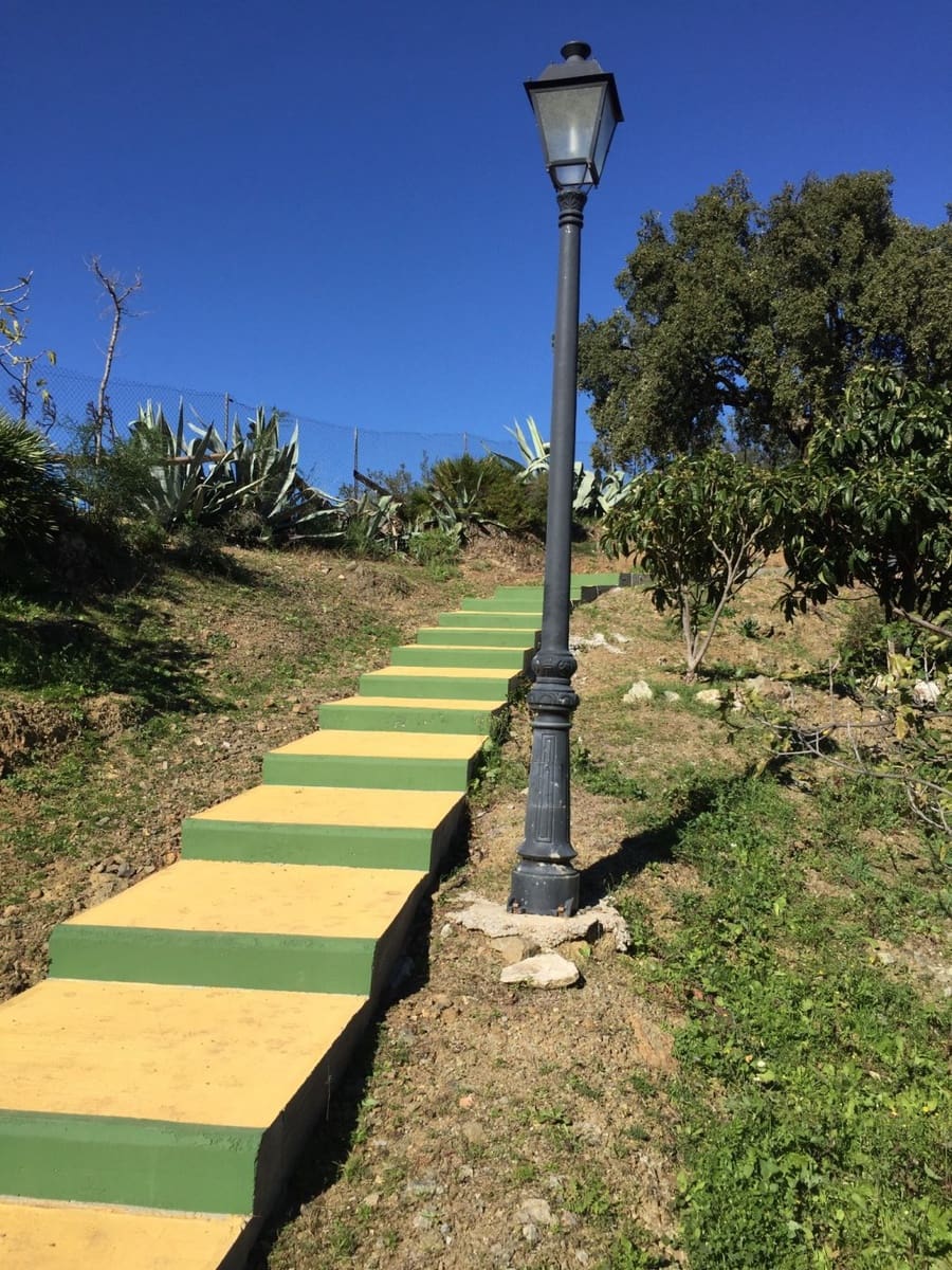 5 soveværelse Finca/Landehus til salg i Ojen med swimmingpool garage - € 1.500.000 (Ref: 8275338)