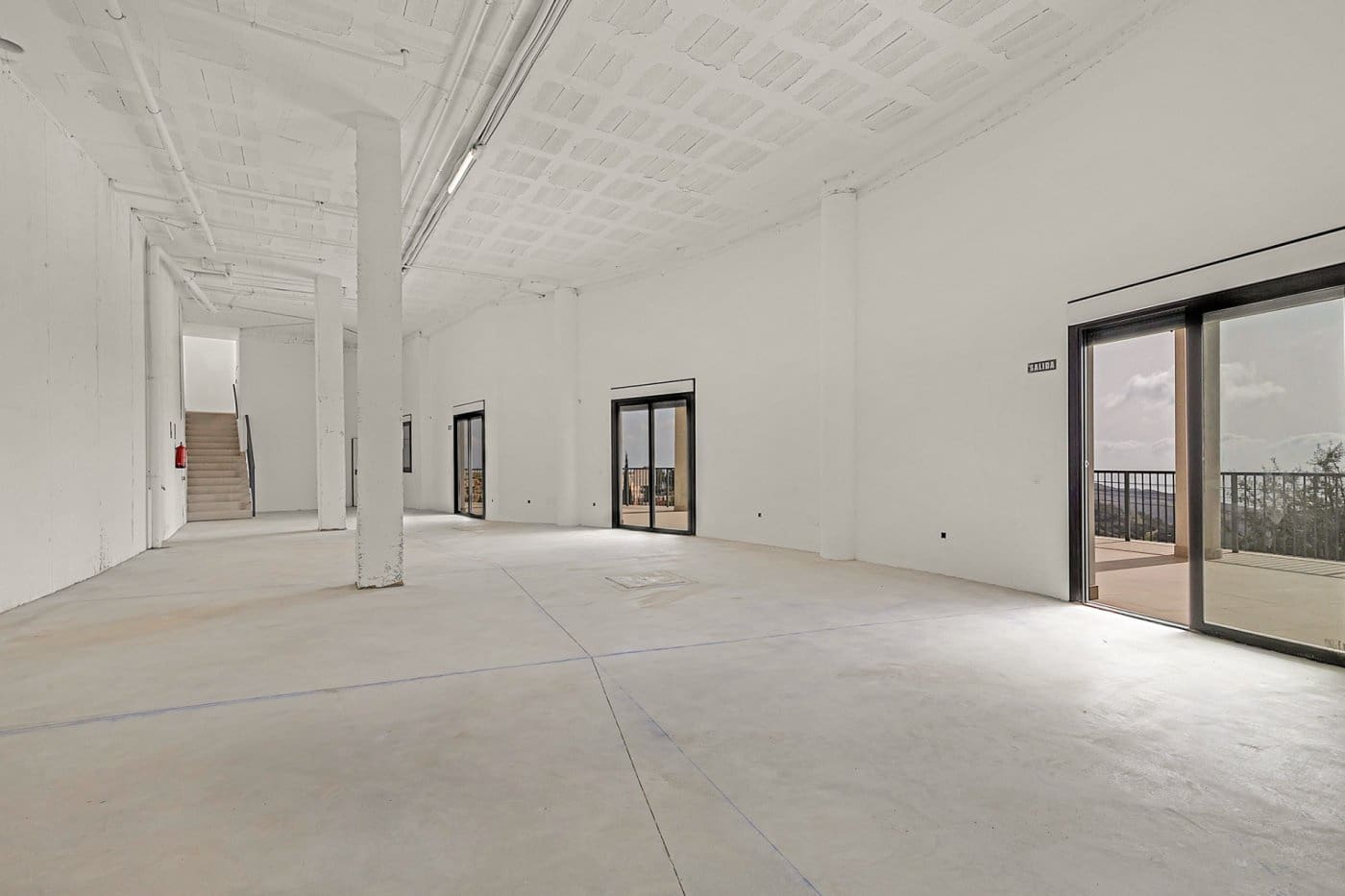 Villa for sale in La Mairena - € 1,300,000 (Ref: 8275344)