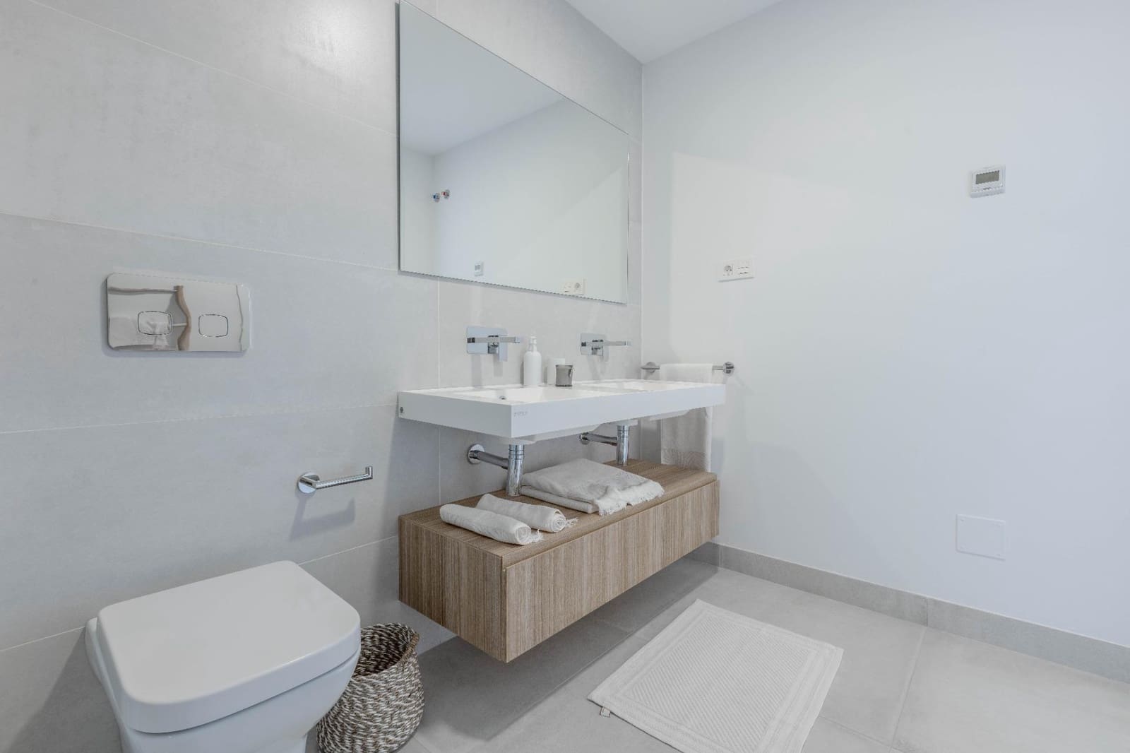 4 sypialnia Dom szeregowy na sprzedaż w Mijas z basenem garażem - 747 000 € (Ref: 8275347)