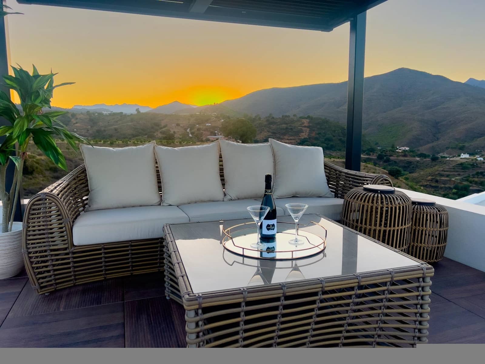 3 chambre Villa/Maison à vendre à La Cala de Mijas avec piscine garage - 1 150 000 € (Ref: 8275351)