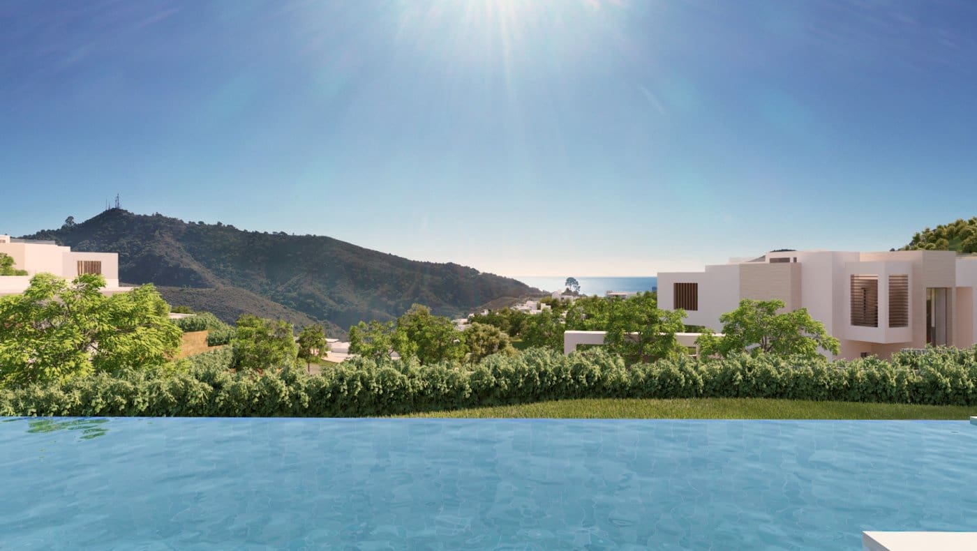 5 bedroom Villa for sale in Marbella with pool garage - € 3,400,000 (Ref: 8275361)