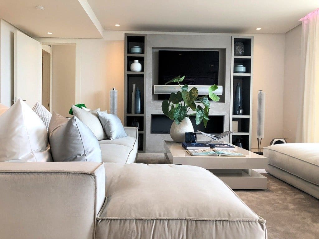 2 bedroom Apartment for sale in Marbella with pool garage - € 799,000 (Ref: 8275362)