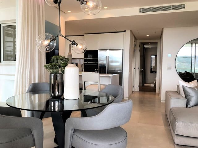 2 bedroom Apartment for sale in Marbella with pool garage - € 799,000 (Ref: 8275362)