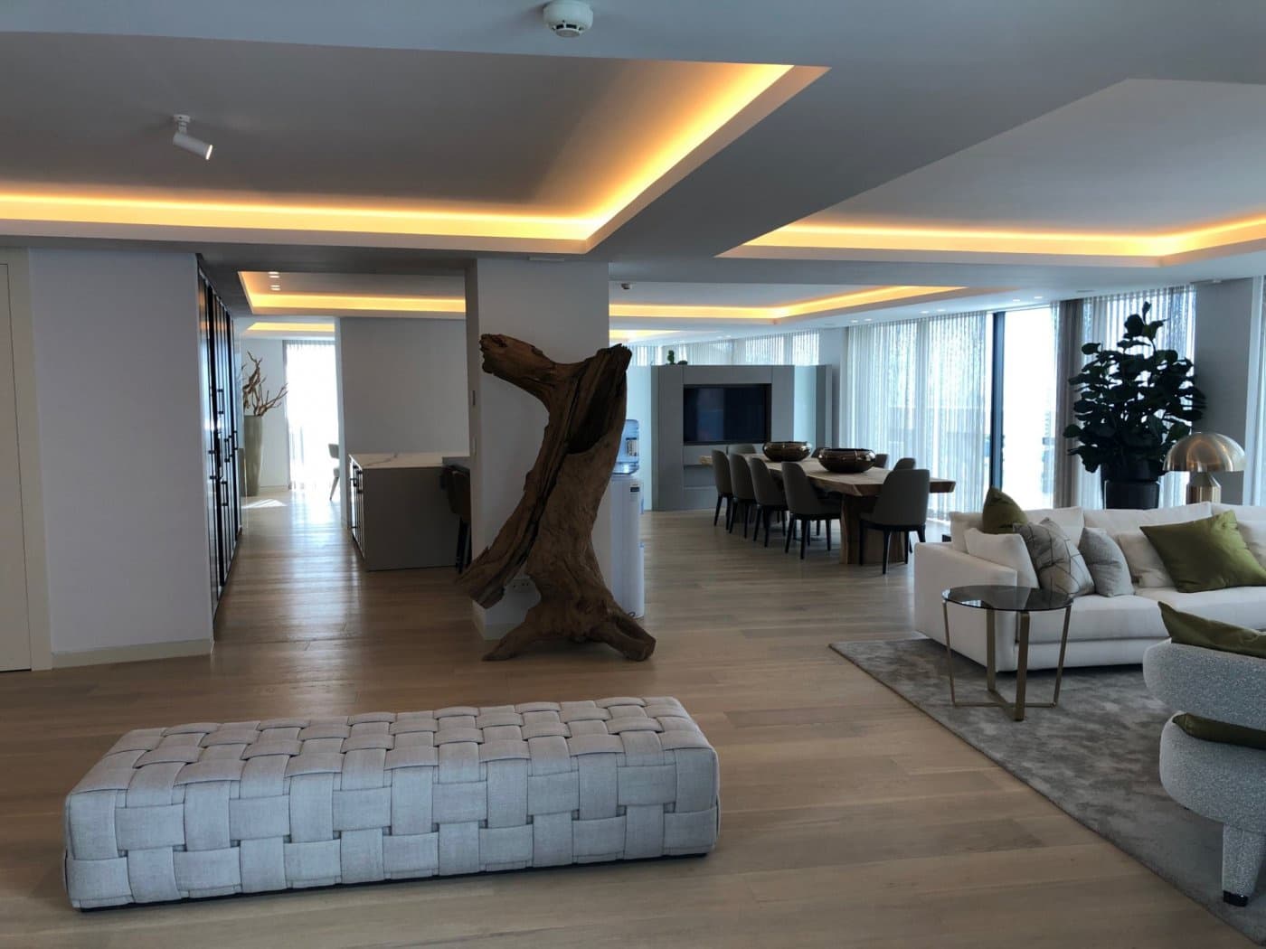 2 bedroom Apartment for sale in Marbella with pool garage - € 799,000 (Ref: 8275362)