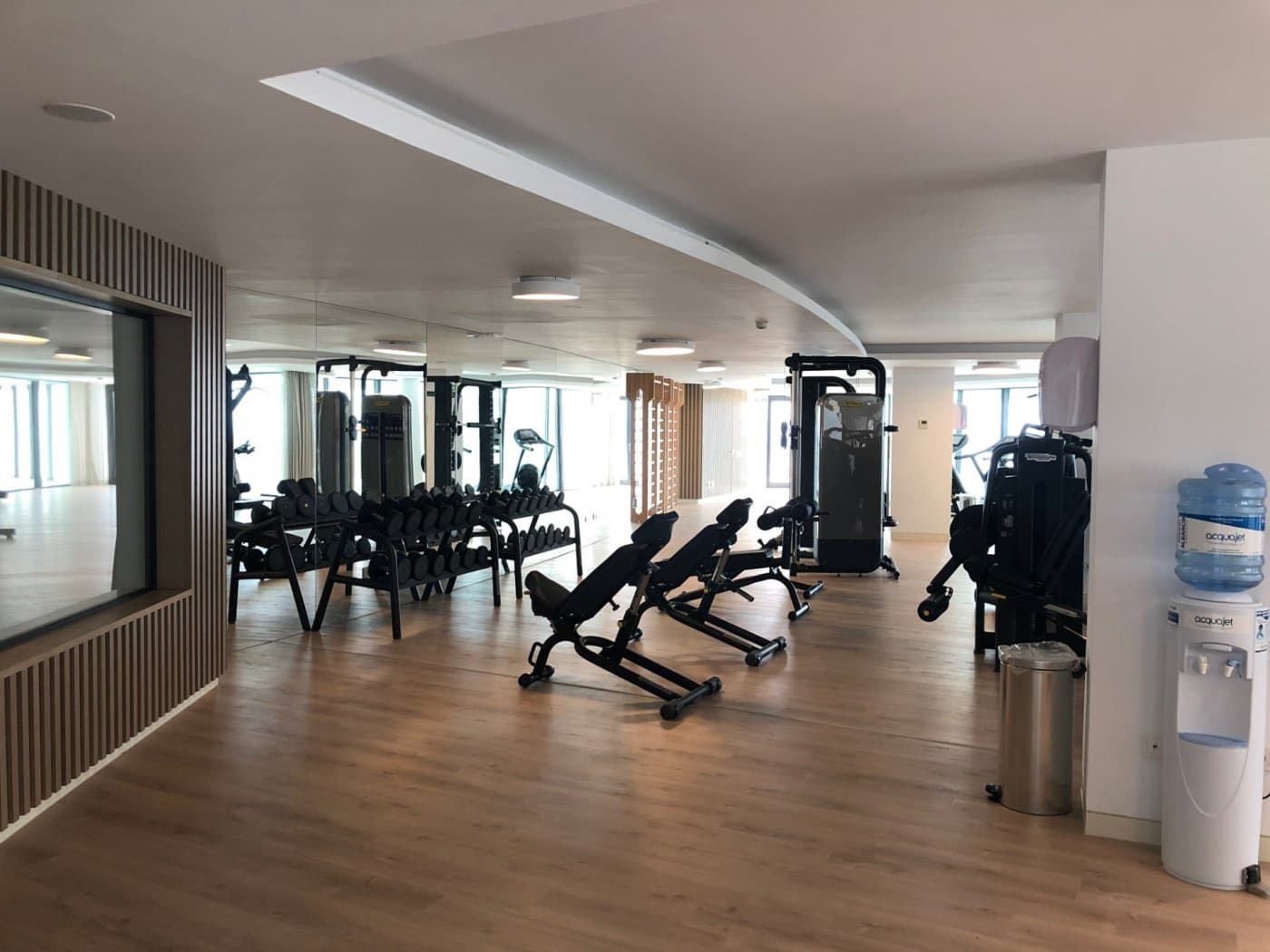 2 bedroom Apartment for sale in Marbella with pool garage - € 799,000 (Ref: 8275362)