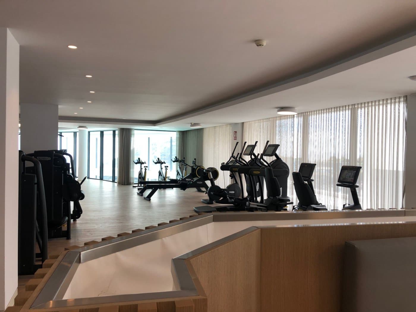 2 bedroom Apartment for sale in Marbella with pool garage - € 799,000 (Ref: 8275362)