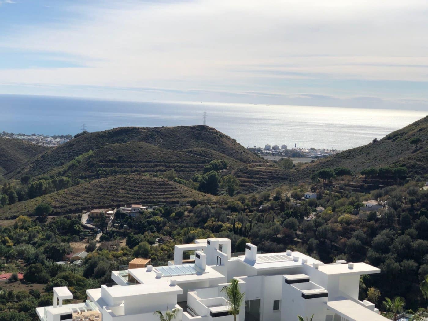 2 bedroom Apartment for sale in Marbella with pool garage - € 799,000 (Ref: 8275362)