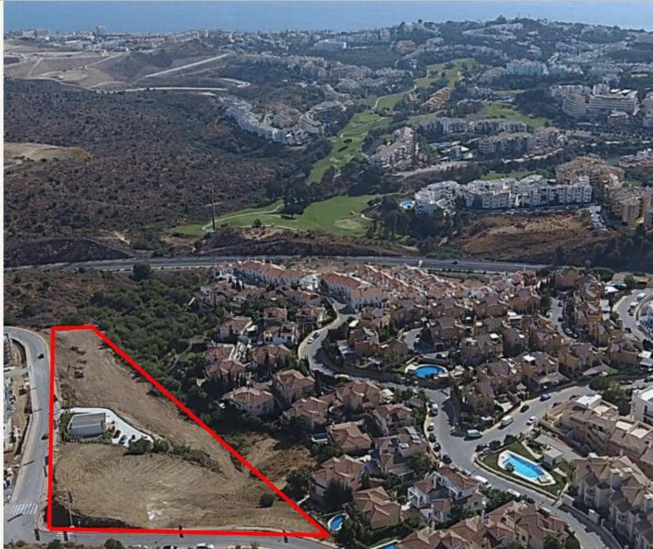 3 bedroom Villa for sale in Mijas with pool garage - € 1,630,000 (Ref: 8275377)