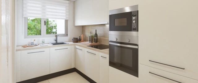 Apartamento de 3 habitaciones en La Cala de Mijas, Mijas en venta con piscina garaje - 540.000 € (Ref: 8275388)